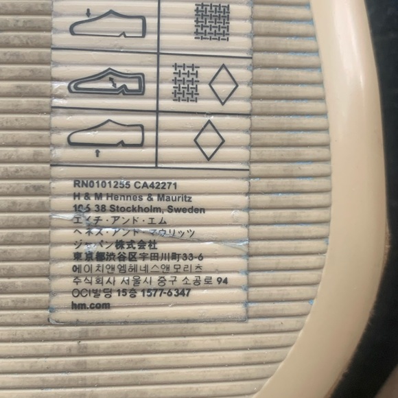 EUC Pointed Toe H&M VEGAN Suede Pumps 3” US 9.5 EU 41 - Picture 10 of 10